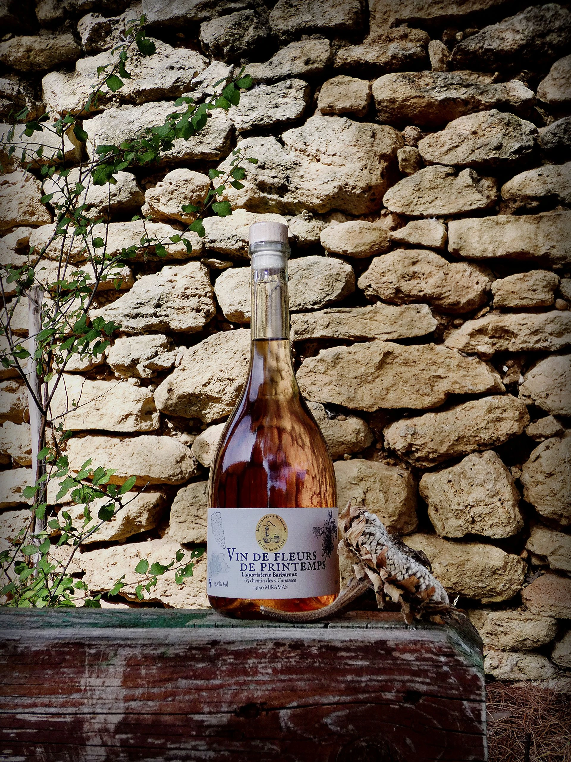 Vin de de fleurs de printemps